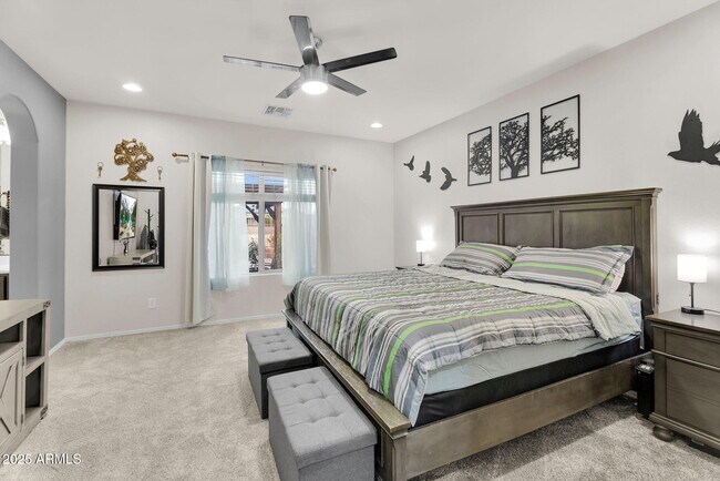 Building Photo - 6550 W Desert Blossom Way