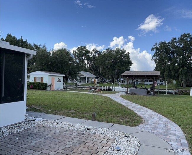 Building Photo - 1920 NW 18th St