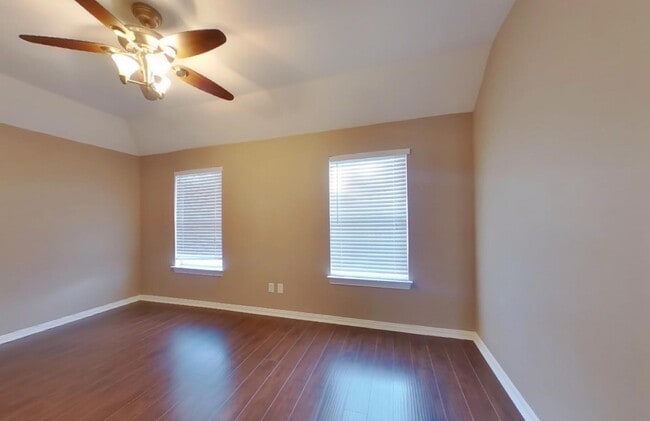 Building Photo - Timeless Comfort Meets Modern Living in This 4-Bedroom Home