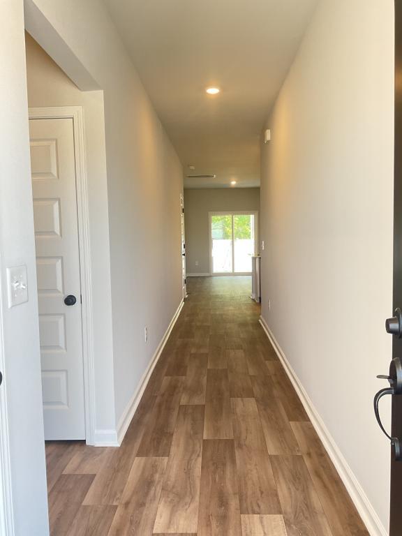 Building Photo - 508 Cambria Dr