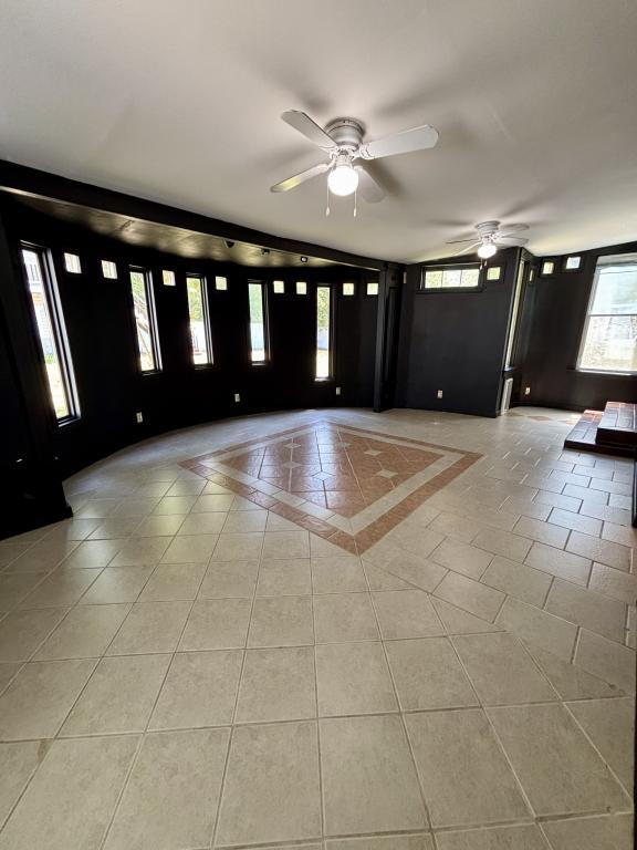 Building Photo - 224 Ramona Dr