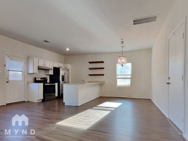 Building Photo - 128 Vulcan Dr