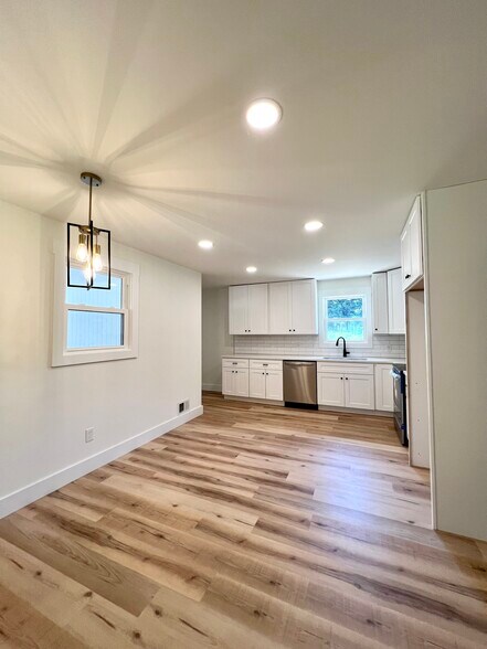 Building Photo - 222 Northgate Cir