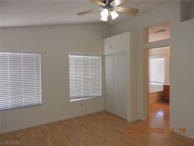 Building Photo - 742 Endicott Ct