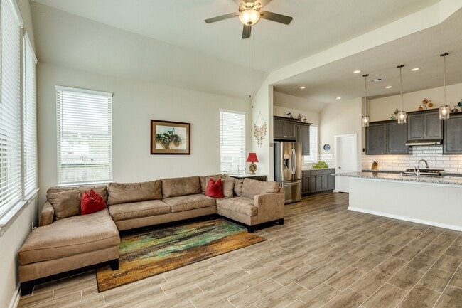 Building Photo - 12917 Ocean Breeze Ln