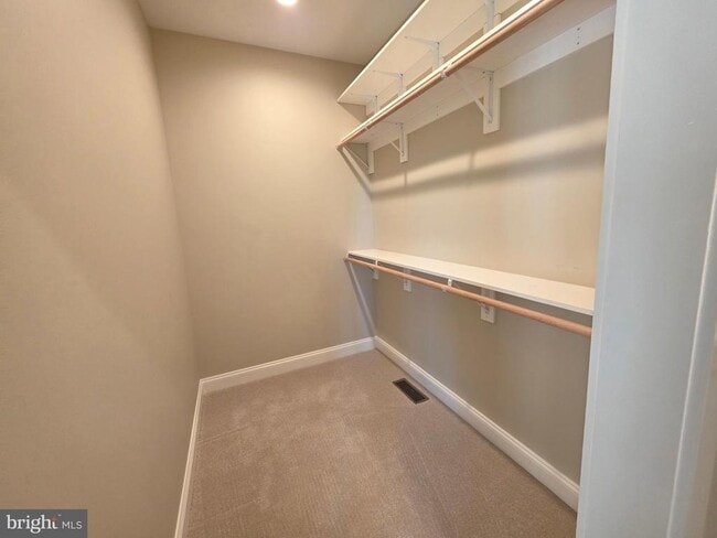 Building Photo - 94 Wolf Creek Cir