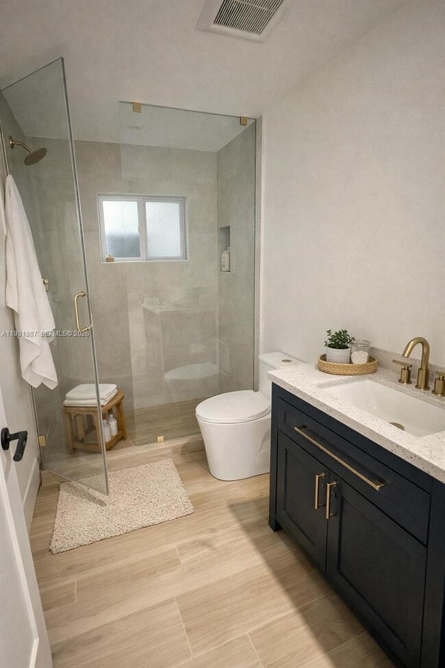 Building Photo - 1240 Binney Dr