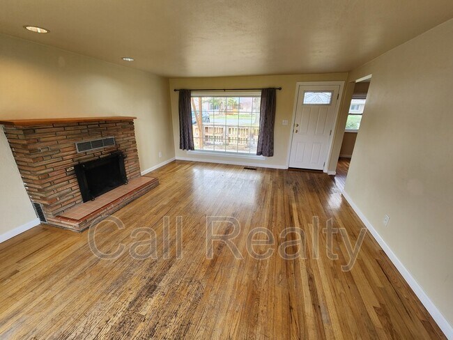 Building Photo - 1021 N Herald Rd