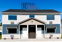 Building Photo - 5405 Park Lawn Dr
