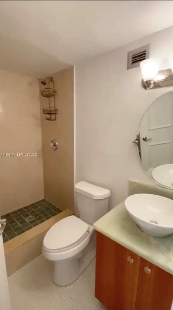 Building Photo - 801 Brickell Bay Dr