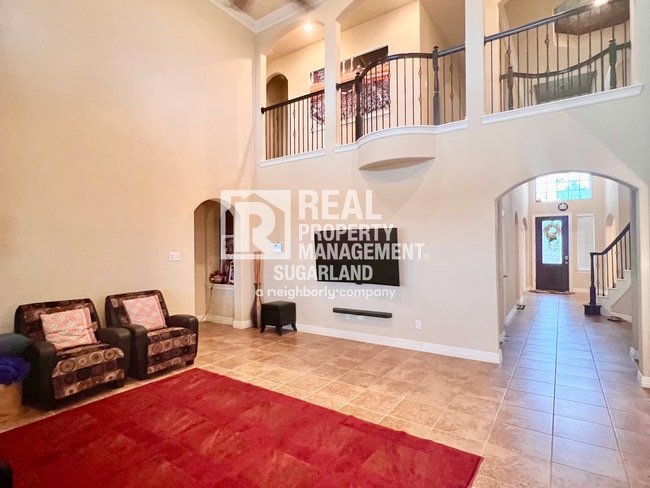 Building Photo - Stunning 5-Bedroom, 4.5-Bath Home for Rent in Richmond, TX