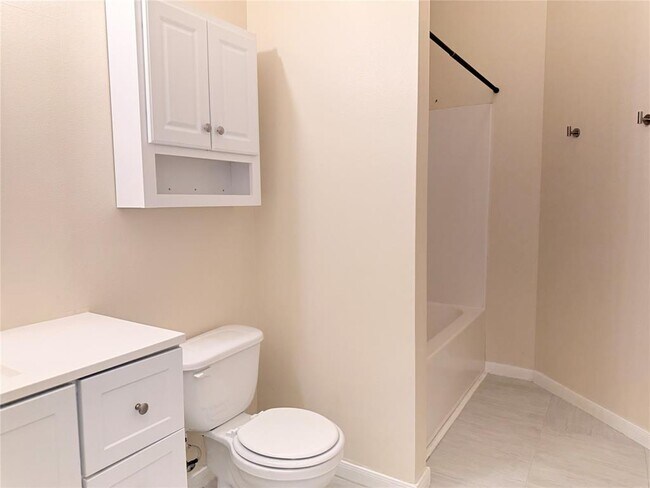 Building Photo - 17310 Brookhollow Mist Ct