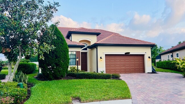 Primary Photo - 10659 Glencorse Terrace
