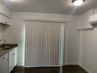 Building Photo - Move in Ready!