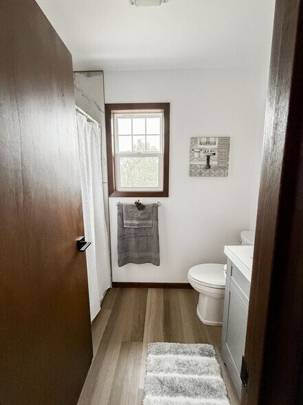 Building Photo - 602 Buick Dr