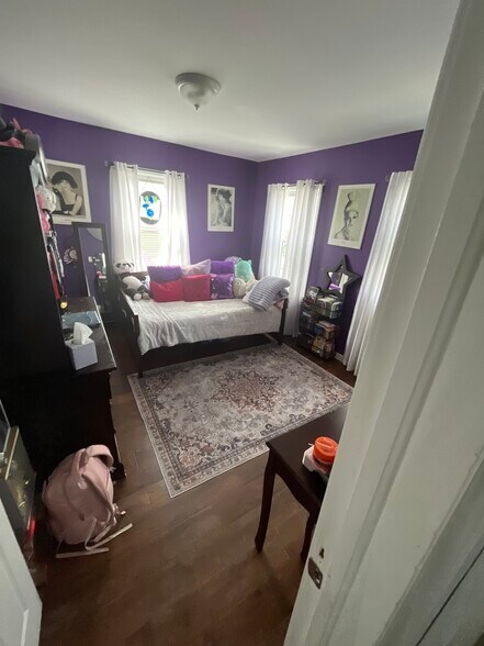 Building Photo - 125 Weaver Ave