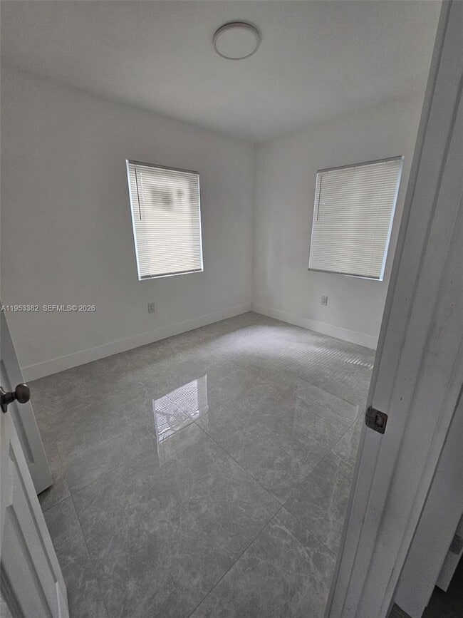 Building Photo - 2488 SW 6th Ct