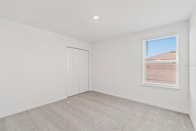 Building Photo - 1712 Tropical Oasis Ave