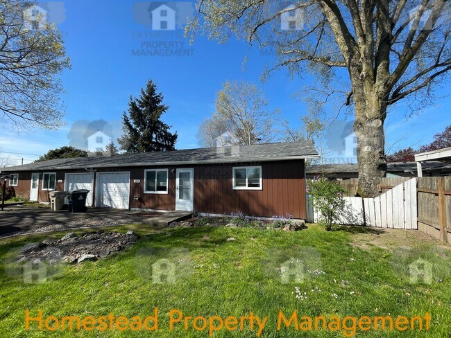 Building Photo - 672