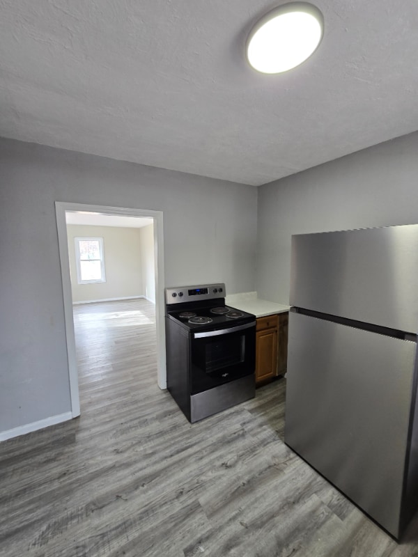 Building Photo - 401 Farrington Ave