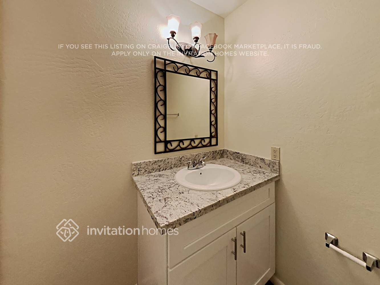 Building Photo - 17845 N 43rd St