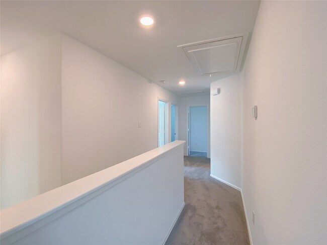 Building Photo - 25410 Katy Gate Ln