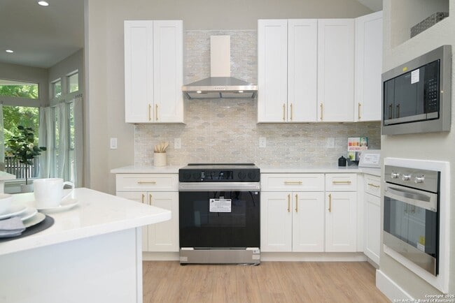 Building Photo - 2155 N Ranch Estates Blvd