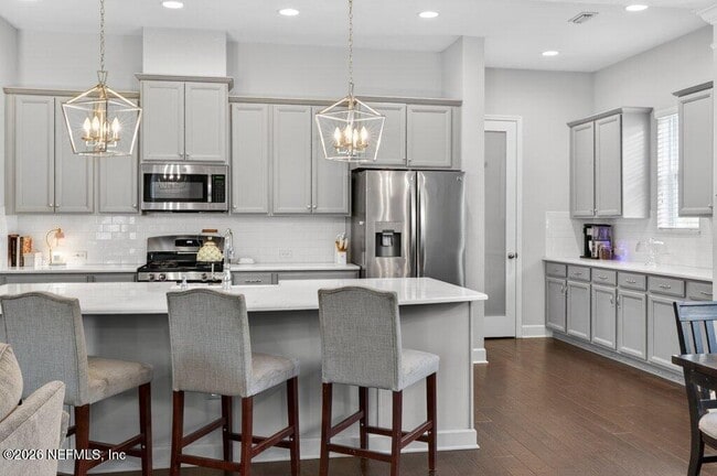 Building Photo - 120 Burlcrest Ct