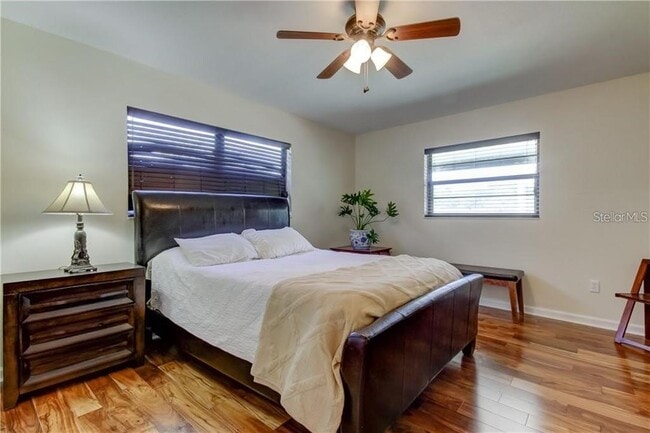 Building Photo - 9030 Bullrush Ct