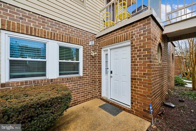 Building Photo - 73 Hawthorne Ct NE