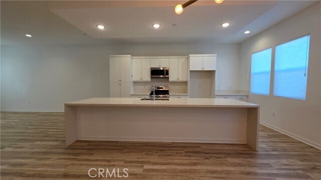 Building Photo - 436 Village