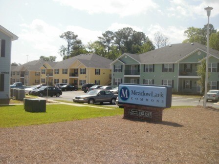 Building Photo - 2392 Meadowlark Commons Ct