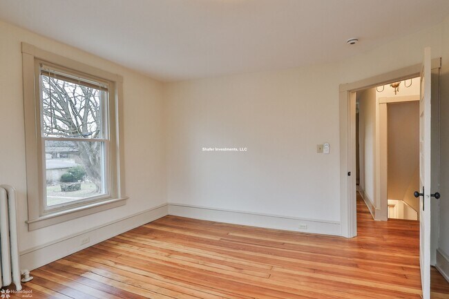 Building Photo - 67 W Laurel St