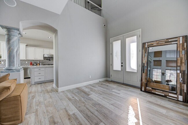 Building Photo - 9738 Bear Trap Ct