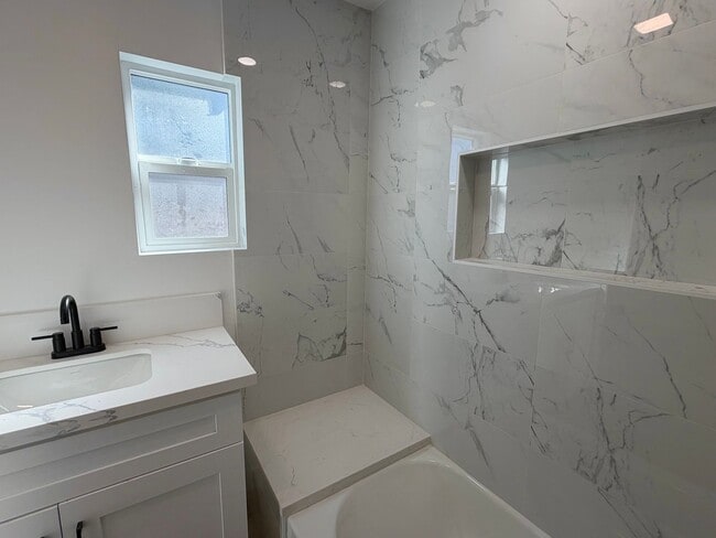 Building Photo - 7707 Miramonte Blvd