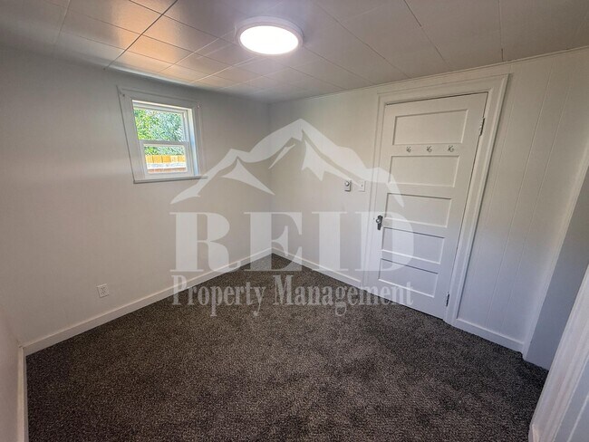 Building Photo - 1113-1113 1/2 N Cambrian Ave