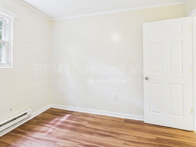 Building Photo - 923 N 20th St