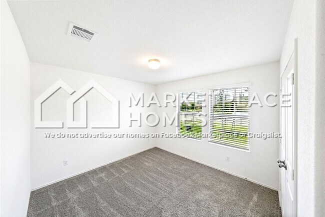Building Photo - 3416 Pauling Loop