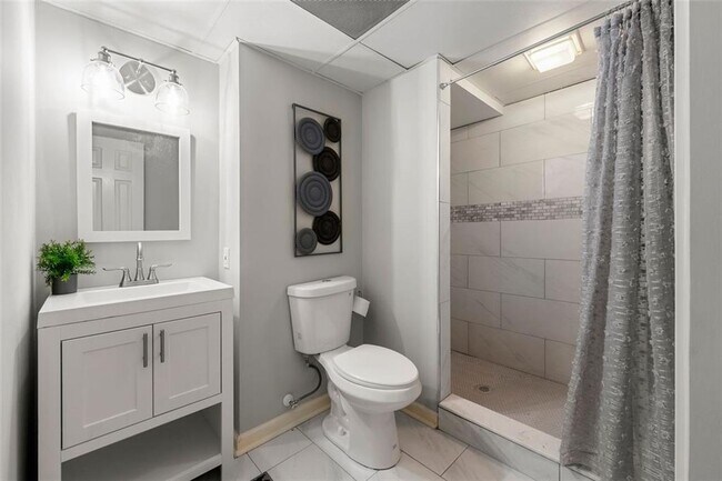 Building Photo - 4441 Langdon Walk