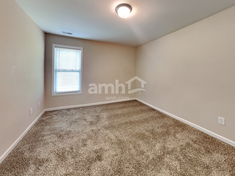 Building Photo - 3928 Cane Garden Dr