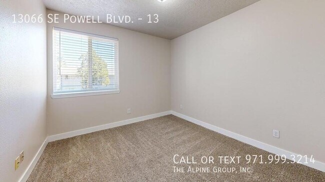 Building Photo - 13066 SE Powell Blvd