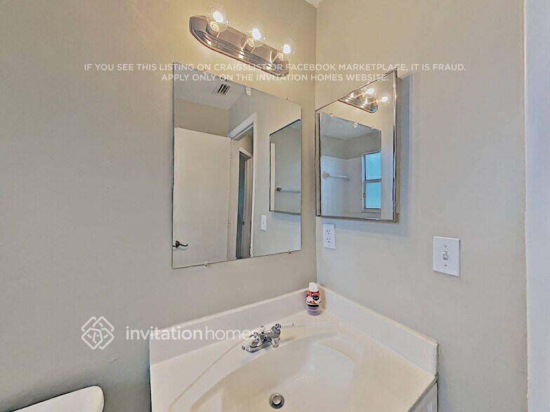 Building Photo - 2997 Myrtle Oak Cir
