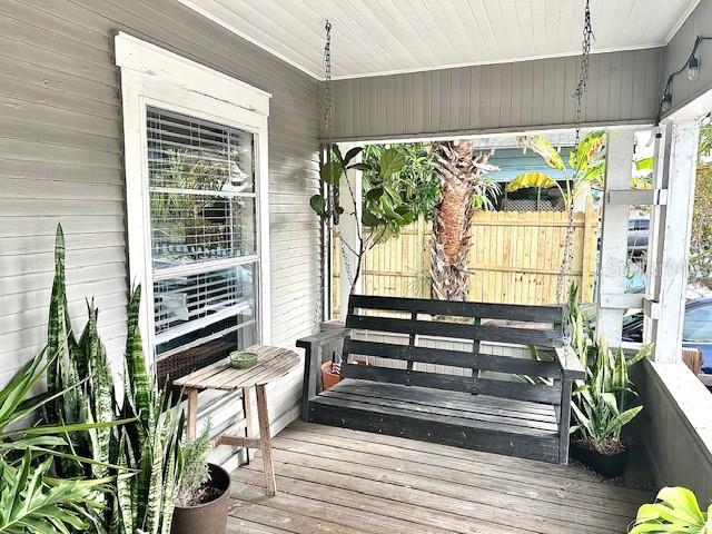 Building Photo - 412 E Floribraska Ave