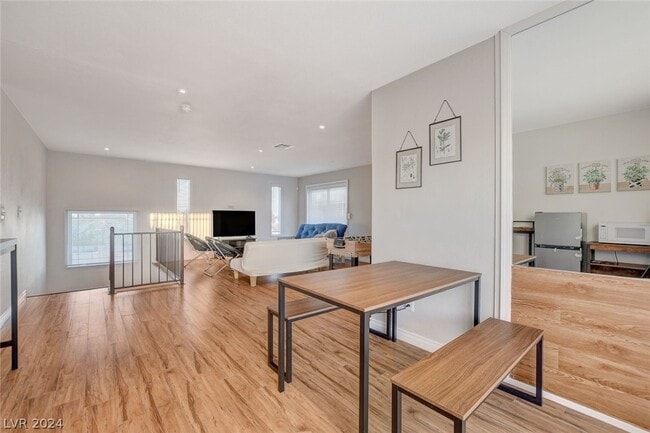 Building Photo - 5416 Cory Pl