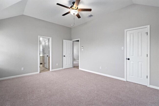 Building Photo - 1111 Springbrook Rd