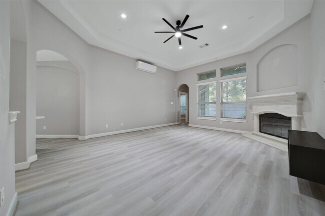 Building Photo - 6314 Hidden Alley Dr