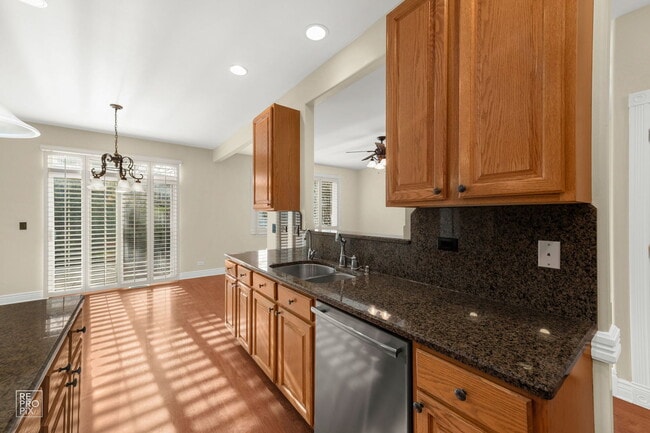 Building Photo - 4911 Princeton Ln