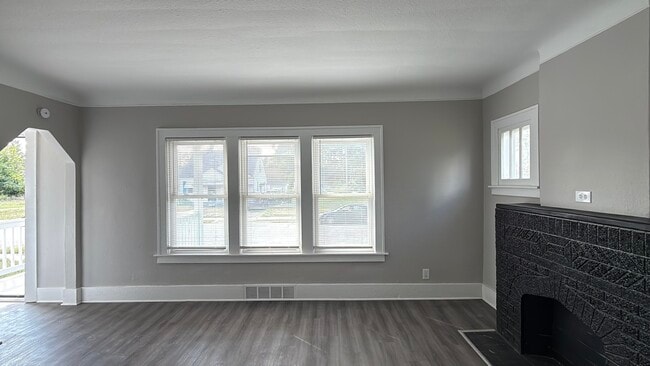 Building Photo - 16508 Turner St