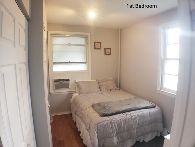 1st Bedroom - 30 Umberto Ave