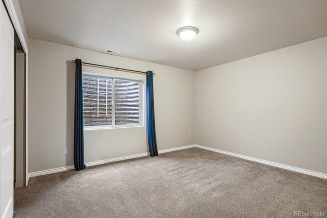 Building Photo - 5218 Gem Lake Ct